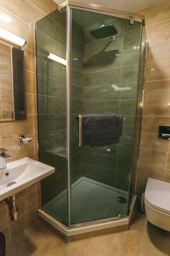 Raziotel Rishelyevskiy เคอร์ซอน ภายนอก รูปภาพ