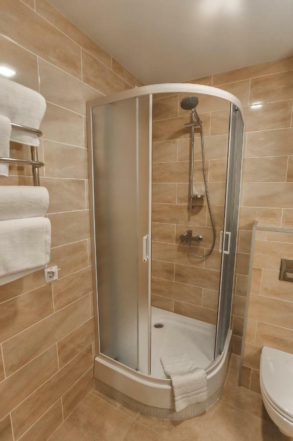 Raziotel Rishelyevskiy เคอร์ซอน ภายนอก รูปภาพ